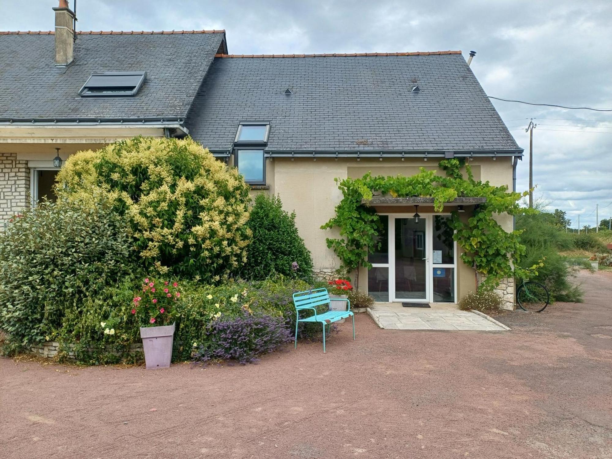 Le Logis Du Livier Hotell Saint-Georges-sur-Layon Eksteriør bilde